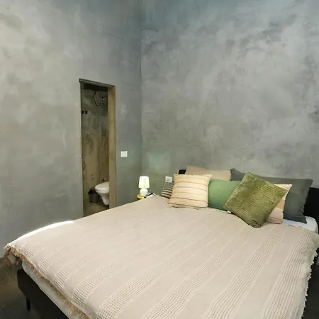 فندق مبيت وإفطار Sa 24