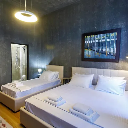 Sa 24 3* تيرانا