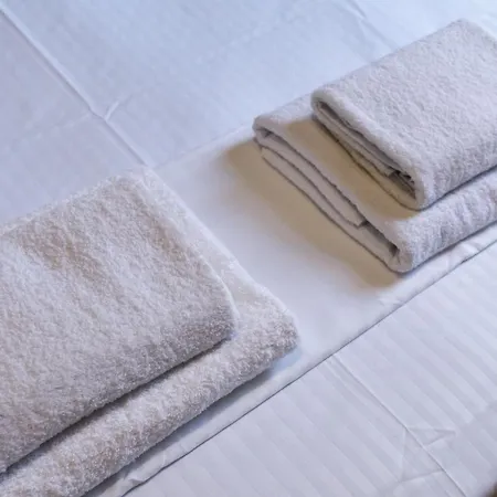 فندق مبيت وإفطار Sa 24