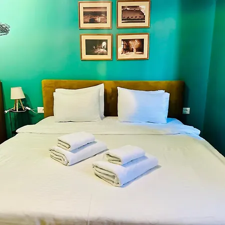 Bed & Breakfast Sa 24 Tirana